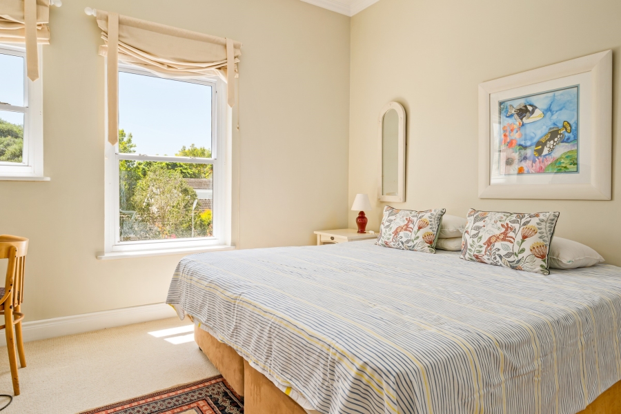 4 Bedroom Property for Sale in Leisure Isle Western Cape